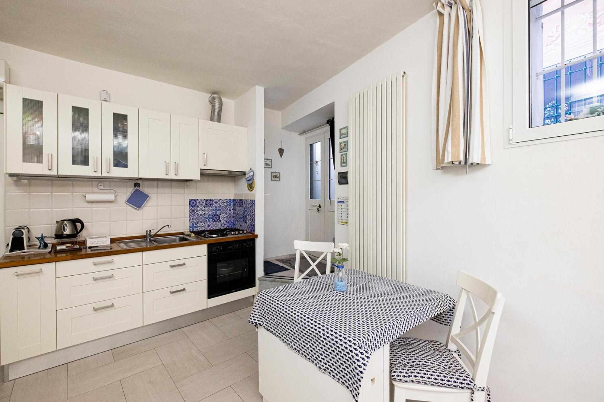 Casa Pervinca Apartment เคียวารี ภายนอก รูปภาพ